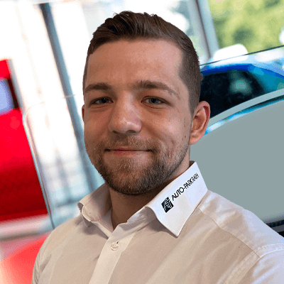 Dennis Kurpanik (Juniorverkäufer) - Auto-Park Rath